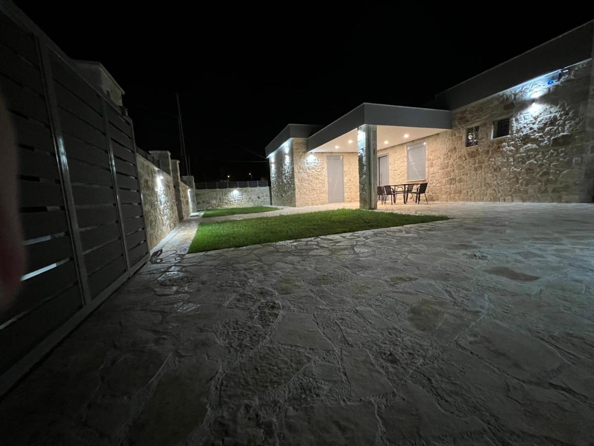 Ag.Stone.Home Ίσθμια Εξωτερικό φωτογραφία